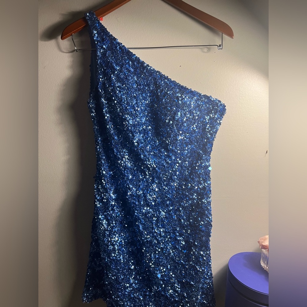 Sherri Hill sequined off shoulder mini dress